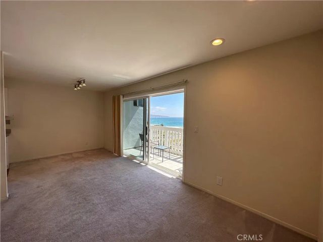 640 The Village 217, Redondo Beach, CA 90277