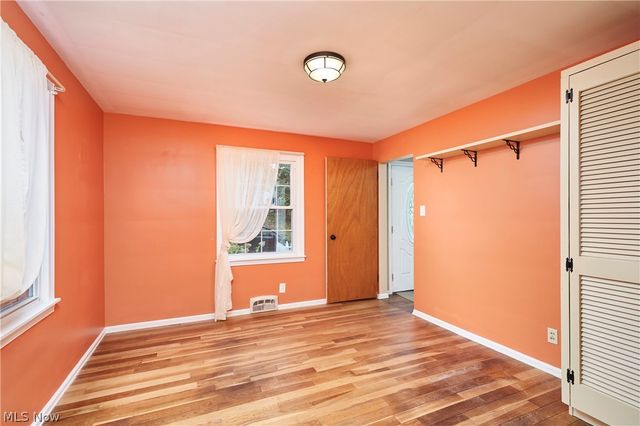 1633 Bancroft Street, Cuyahoga Falls, OH 44221