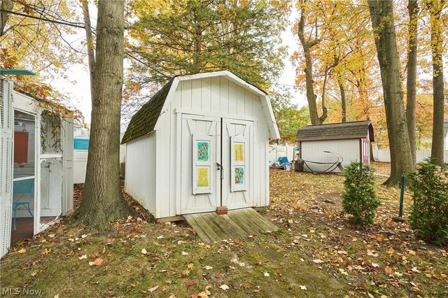 1633 Bancroft Street, Cuyahoga Falls, OH 44221