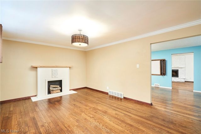 1633 Bancroft Street, Cuyahoga Falls, OH 44221