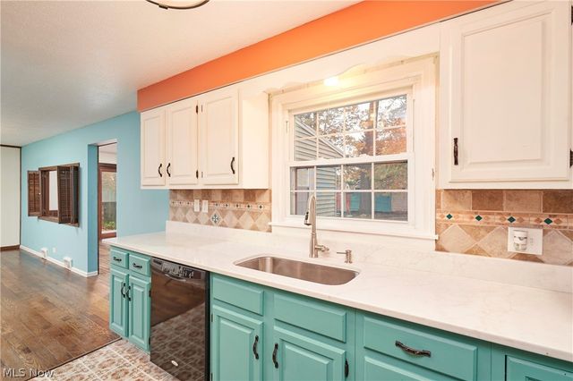 1633 Bancroft Street, Cuyahoga Falls, OH 44221