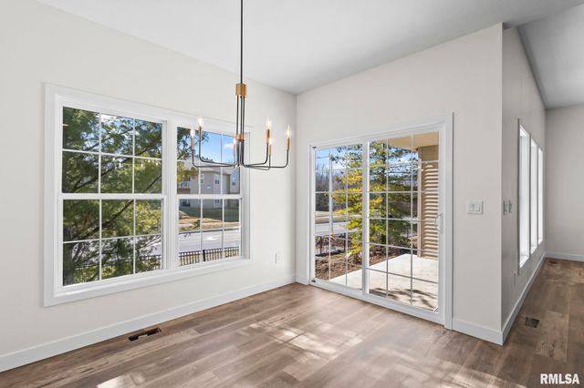 314 BOULDER CREEK Drive, Chatham, IL 62629