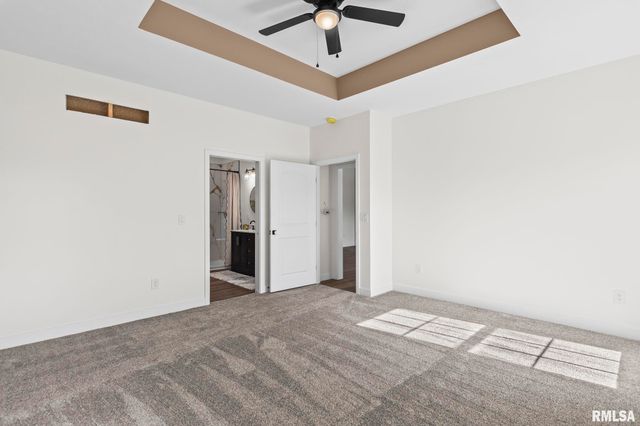 314 BOULDER CREEK Drive, Chatham, IL 62629