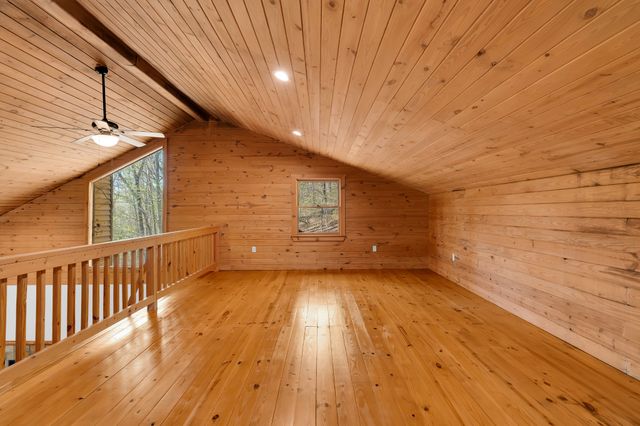 551 Shippmans Creek Rd, Wartrace, TN 37183