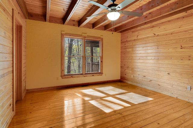 551 Shippmans Creek Rd, Wartrace, TN 37183