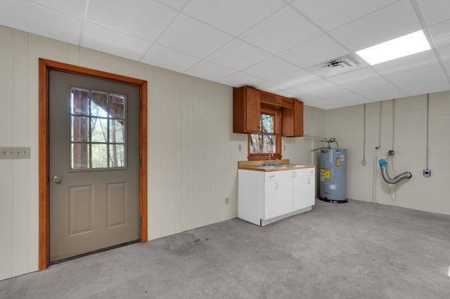 551 Shippmans Creek Rd, Wartrace, TN 37183