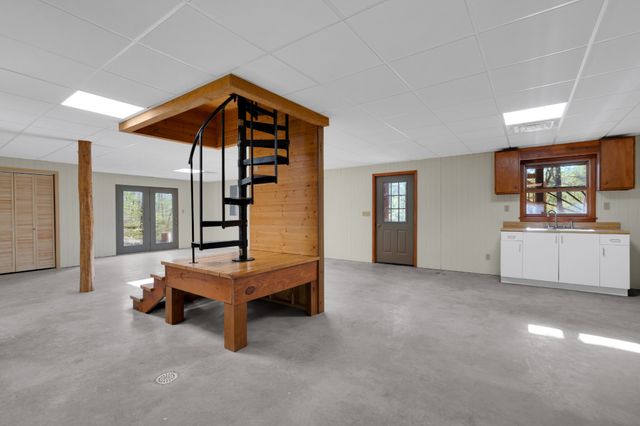 551 Shippmans Creek Rd, Wartrace, TN 37183