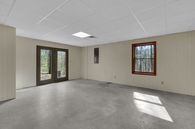 551 Shippmans Creek Rd, Wartrace, TN 37183