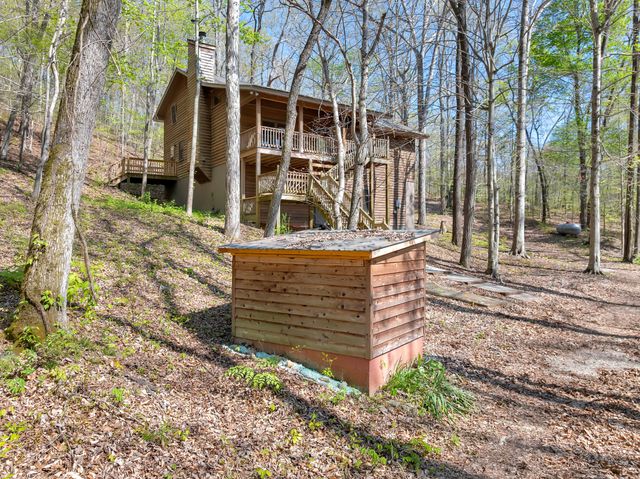 551 Shippmans Creek Rd, Wartrace, TN 37183