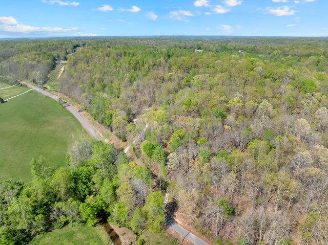 551 Shippmans Creek Rd, Wartrace, TN 37183