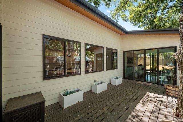 1005 Cardinal LN B, Austin, TX 78704