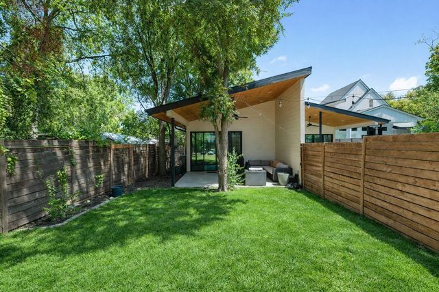 1005 Cardinal LN B, Austin, TX 78704