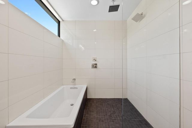 1005 Cardinal LN B, Austin, TX 78704