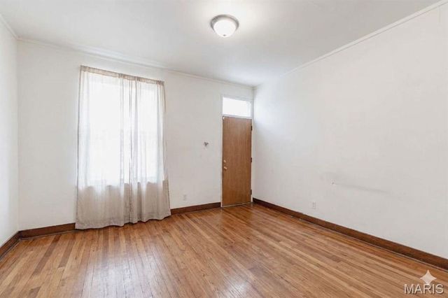 4431 Virginia Anex, St Louis, MO 63111