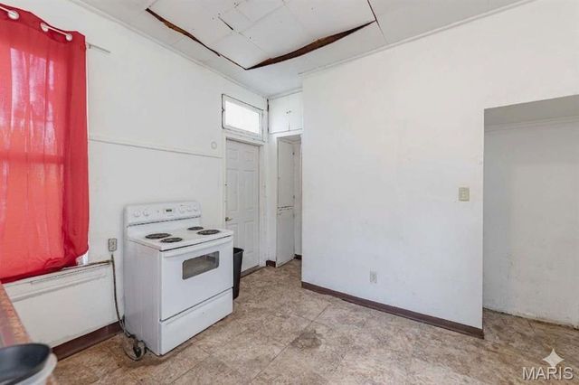 4431 Virginia Anex, St Louis, MO 63111