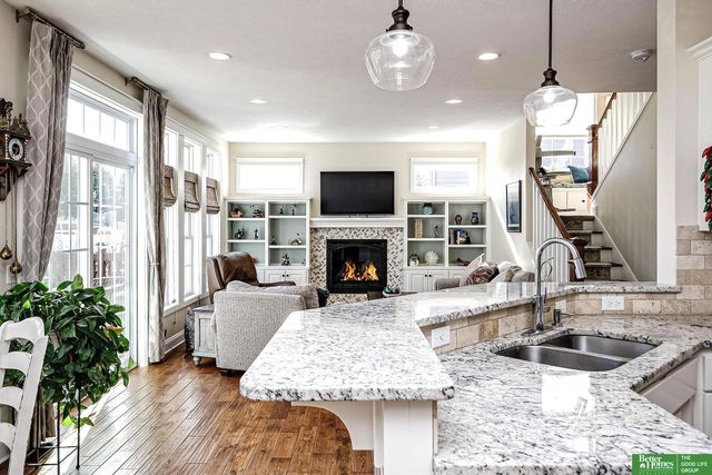 7725 N 151 Circle, Bennington, NE 68007