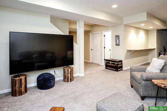 7725 N 151 Circle, Bennington, NE 68007