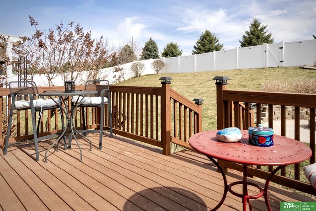 7725 N 151 Circle, Bennington, NE 68007