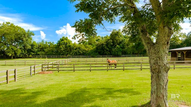 8728 Zippers Trail, Fairhope, AL 36532