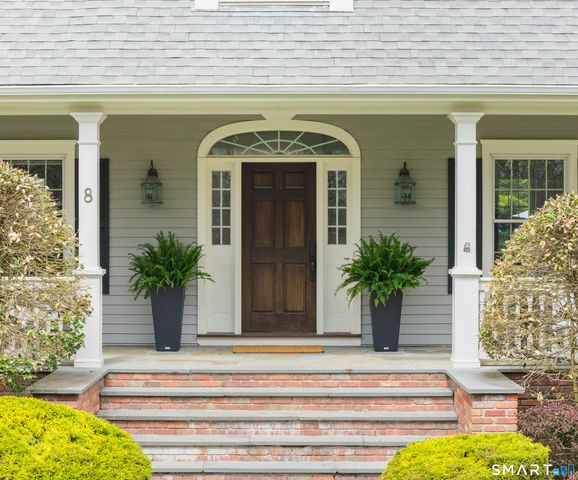 8 Kimberly Court, Ridgefield, CT 06877