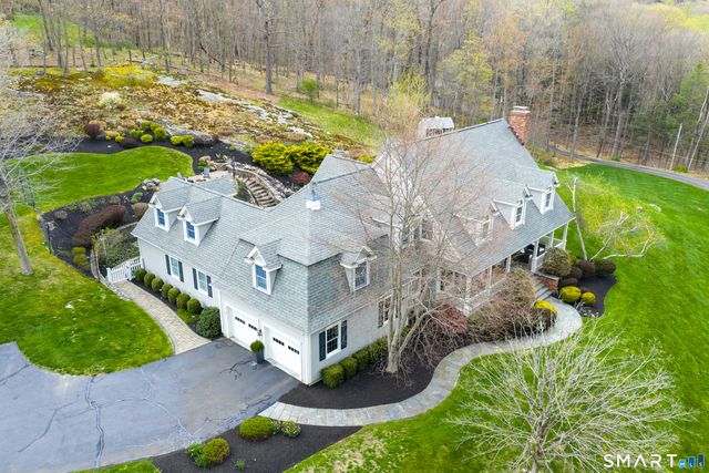 8 Kimberly Court, Ridgefield, CT 06877