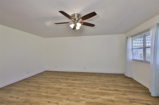 1811 BEDFORD LANE 153, Sun City Center, FL 33573