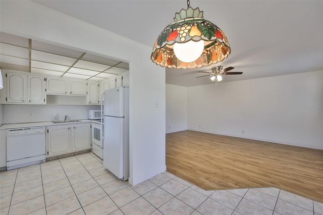 1811 BEDFORD LANE 153, Sun City Center, FL 33573