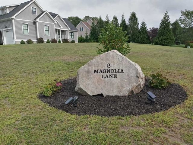 2 Magnolia Ln, Westport, MA 02790