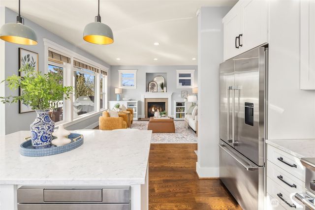 4317 32nd Avenue W, Seattle, WA 98199