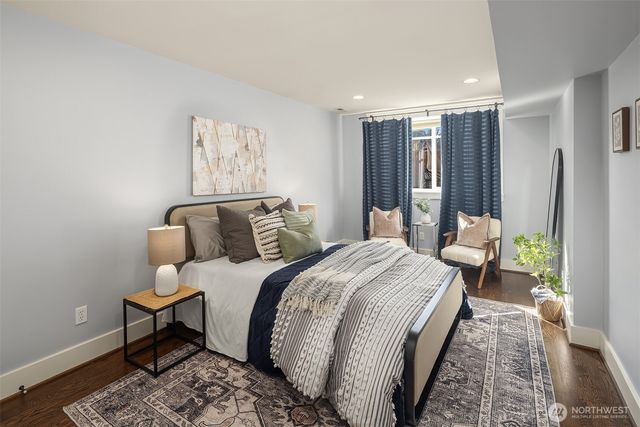 4317 32nd Avenue W, Seattle, WA 98199