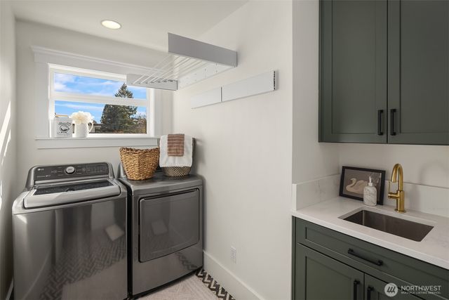 4317 32nd Avenue W, Seattle, WA 98199