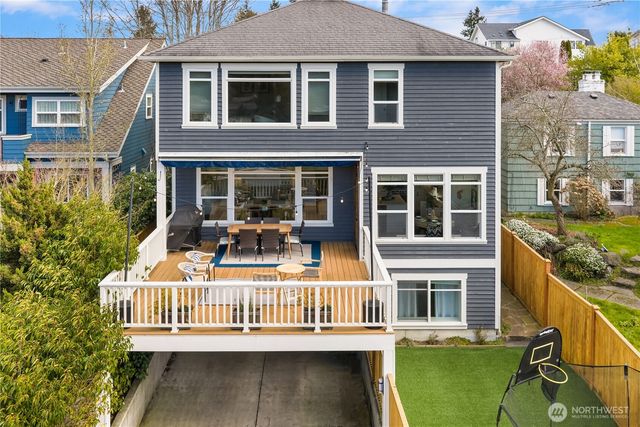 4317 32nd Avenue W, Seattle, WA 98199