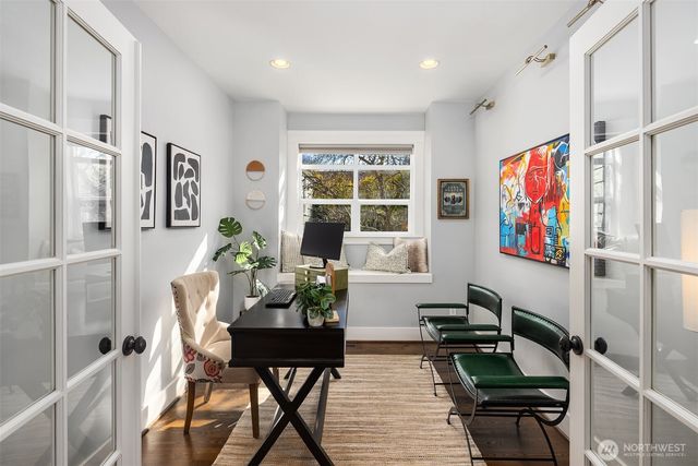 4317 32nd Avenue W, Seattle, WA 98199