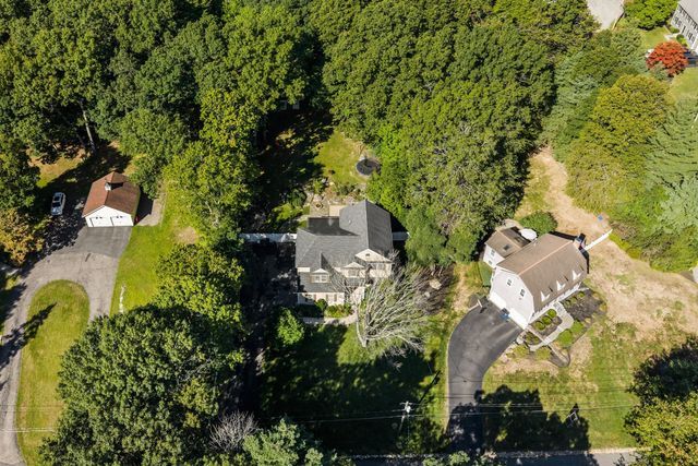 60 Shufelt Rd, Walpole, MA 02071