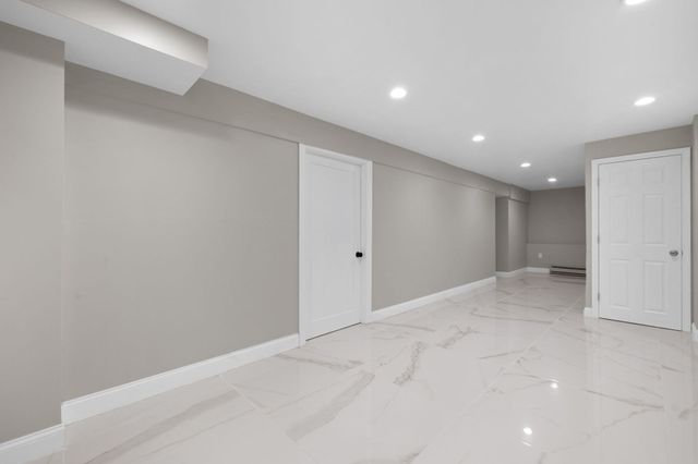 60 Shufelt Rd, Walpole, MA 02071