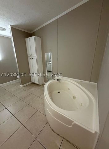 19800 SW 180th Ave 252, Miami, FL 33187