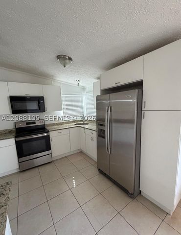 19800 SW 180th Ave 252, Miami, FL 33187