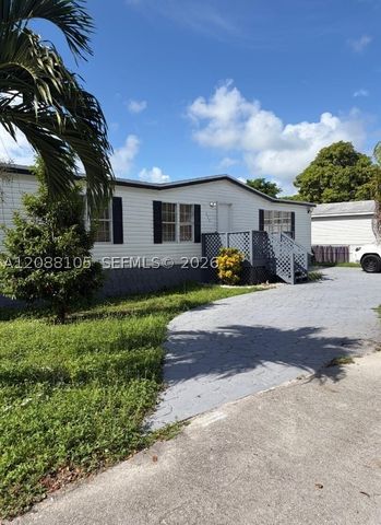 19800 SW 180th Ave 252, Miami, FL 33187
