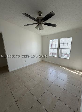 19800 SW 180th Ave 252, Miami, FL 33187