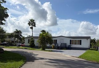 19800 SW 180th Ave 252, Miami, FL 33187