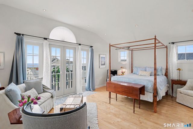 28 Milford Point Road, Milford, CT 06460