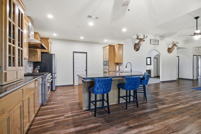 36685 Avenue 15, Madera, CA 93636