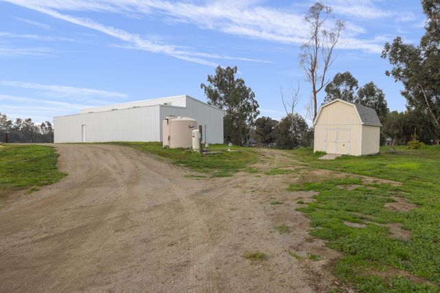 36685 Avenue 15, Madera, CA 93636