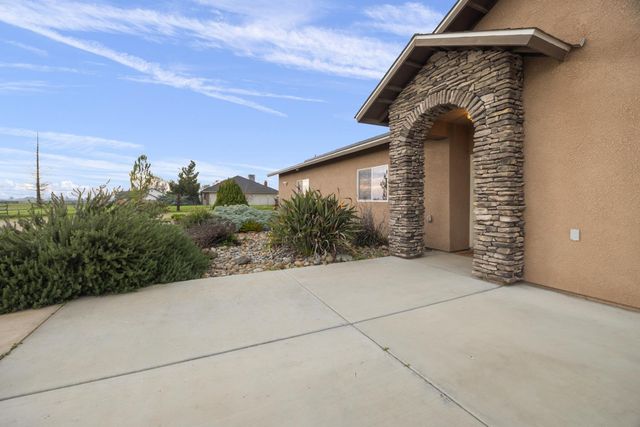 36685 Avenue 15, Madera, CA 93636