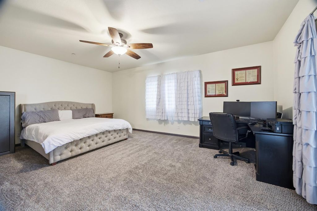 Image 28 of property listing at 36685 Avenue 15, Madera, CA 93636