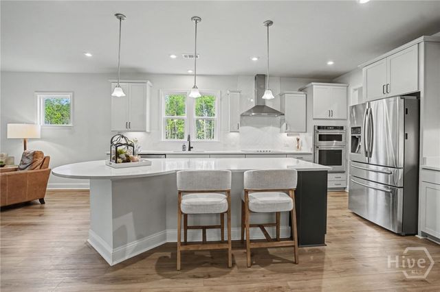 289 Heron Creek Drive, Richmond Hill, GA 31324