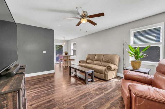 1834 HIGHWAY 120, Big Rock, TN 37023