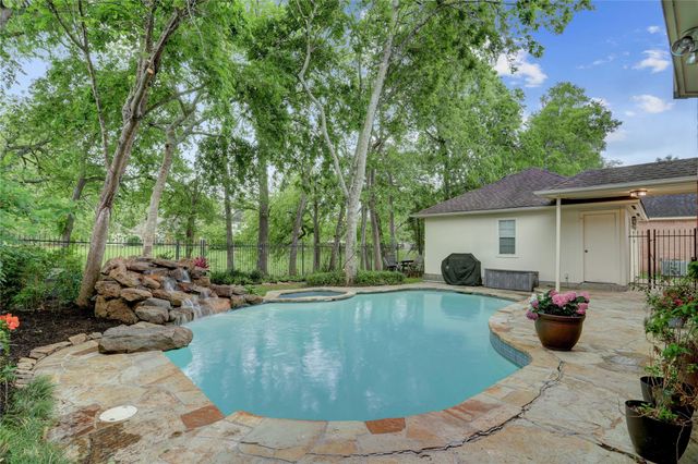 4815 Scot Court, Sugar Land, TX 77479