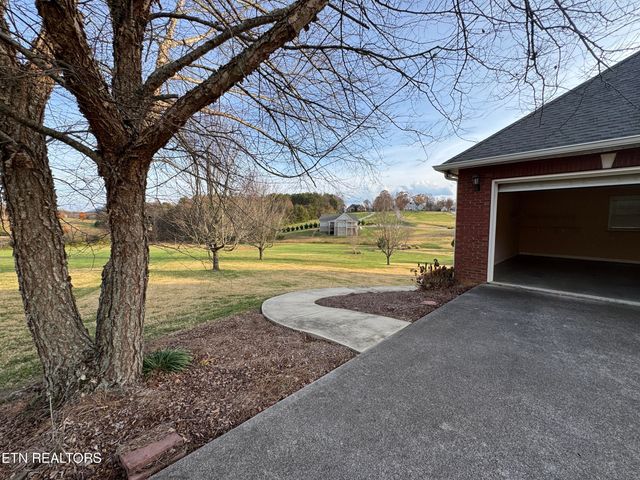 1419 Cheyenne Blvd, Seymour, TN 37865