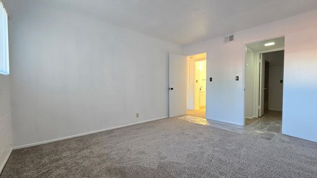 4917 N 73rd Street Apt 17, Scottsdale, AZ 85251